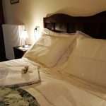 Particolare letto appartamento lilla residence villa valsi